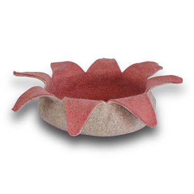 Wool Pet Basket - Rose Petals